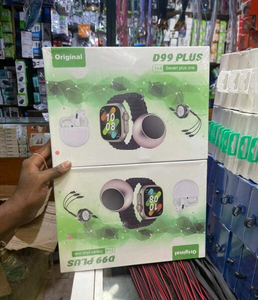 Montre connectée D99 Plus avec écouteurs
