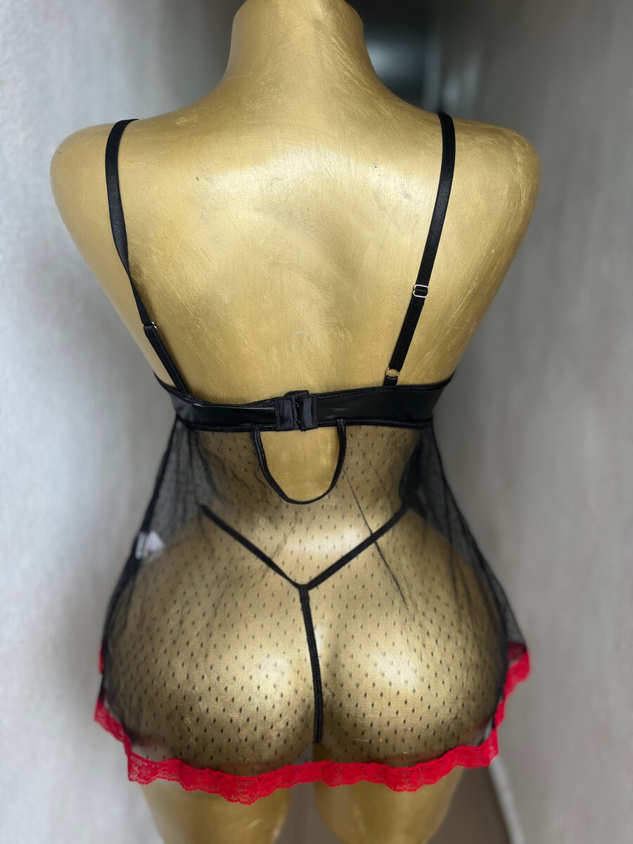 Déshabillé sexy en dentelle