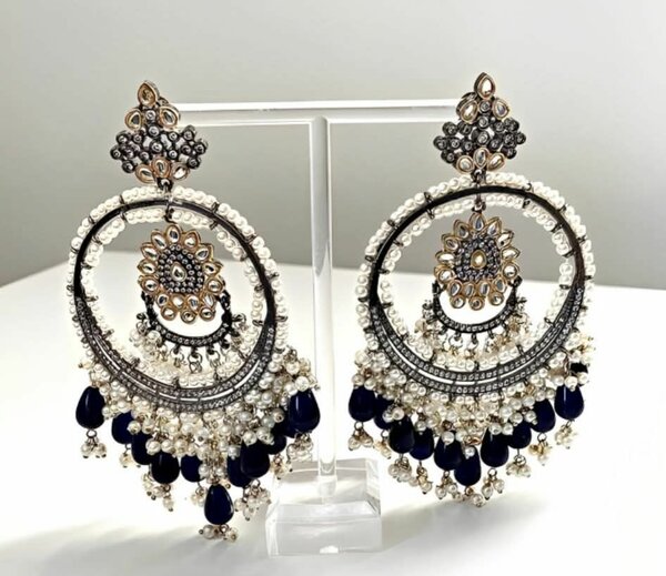 Jasmines Jhumka