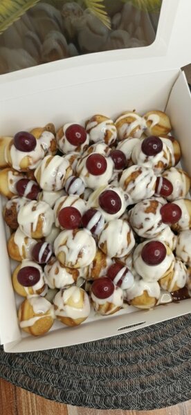 Profiterole au cerise