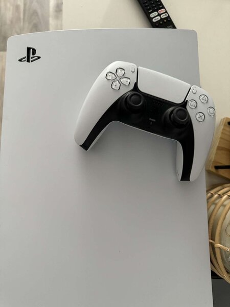 PS5, DJI Osmo pocket 3