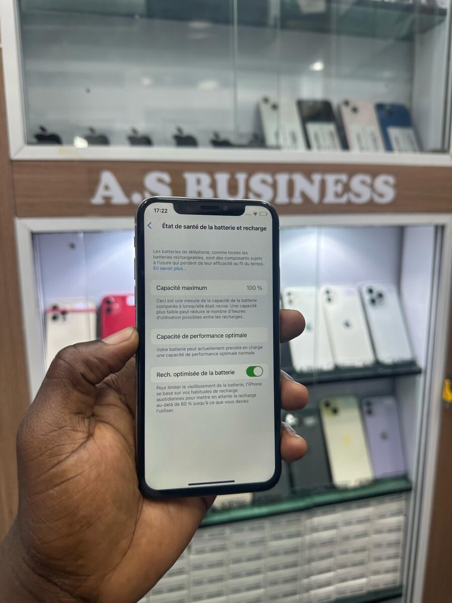 iPhone X 64giga sans ID