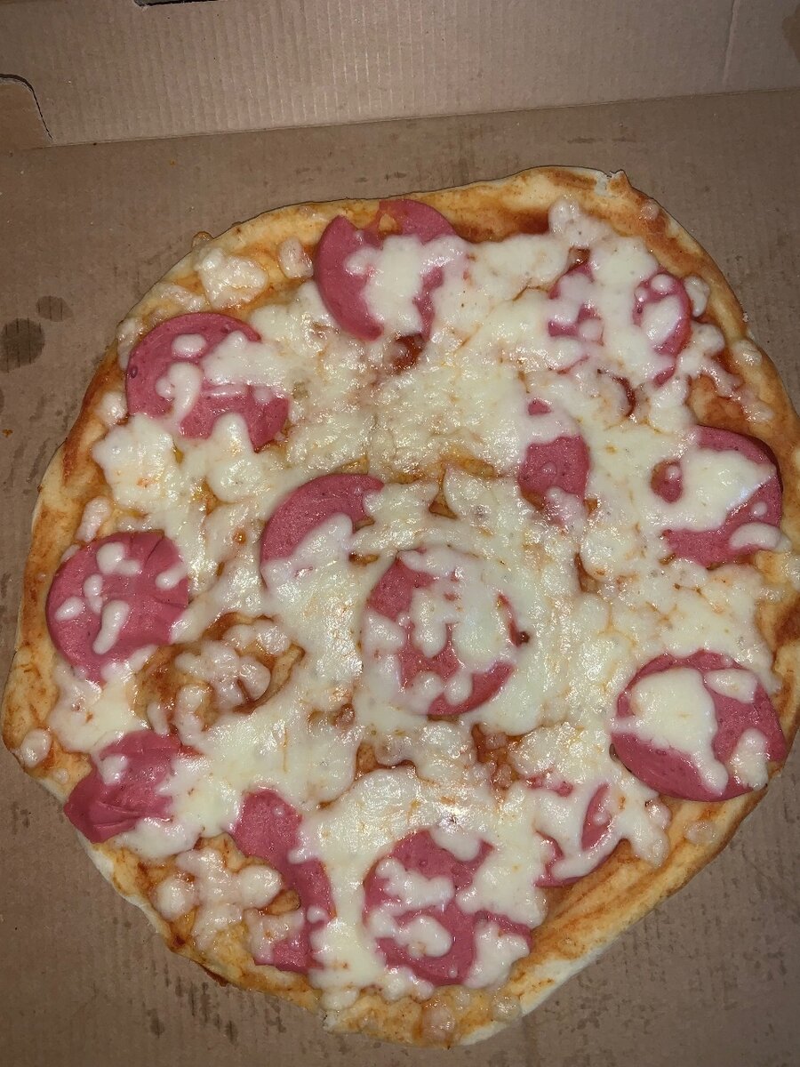 Délicieuse Pizza Saucisse