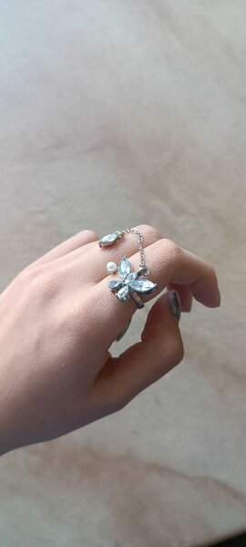 Двойное кольцо бабочка