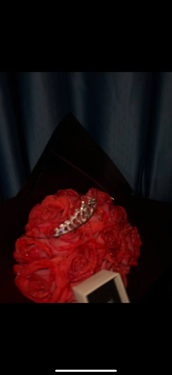Bouquet de roses avec diadème