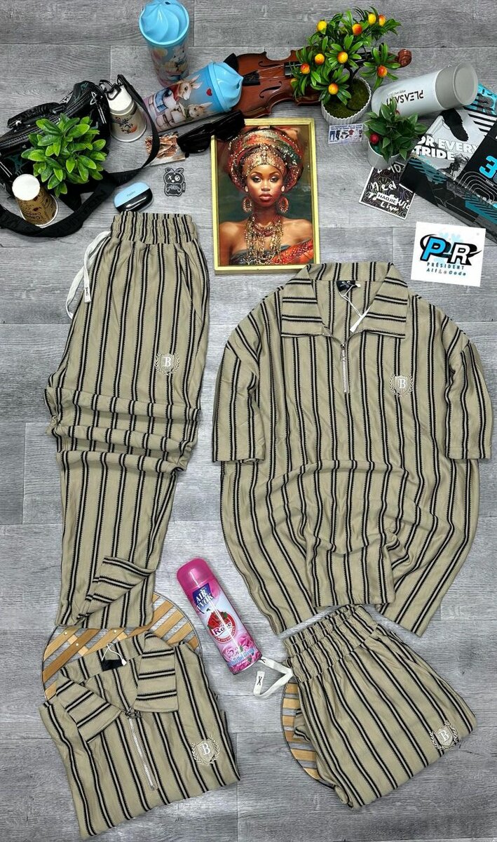 Tenue décontractée rayée unisexe