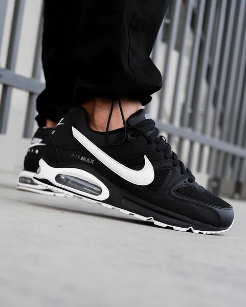 Nike Air Max IVO