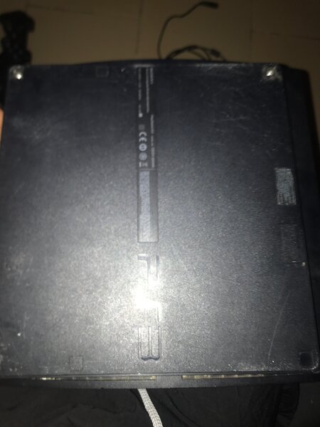 Console PS3 avec manettes