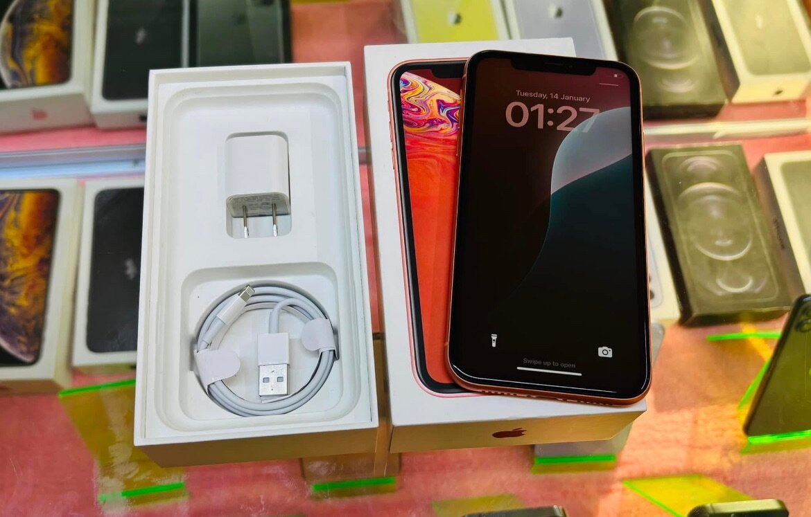 iPhone XR 64g Rouge