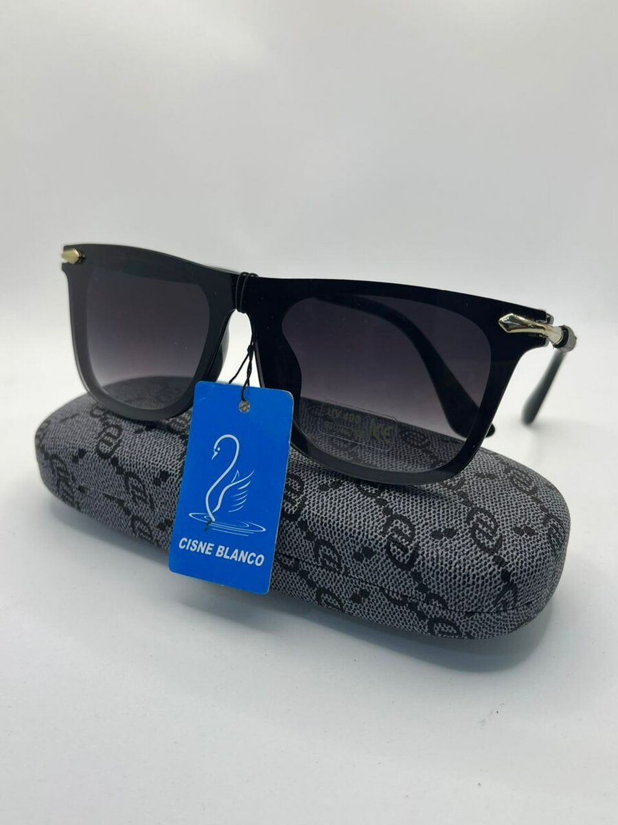 Lunettes de soleil élégantes