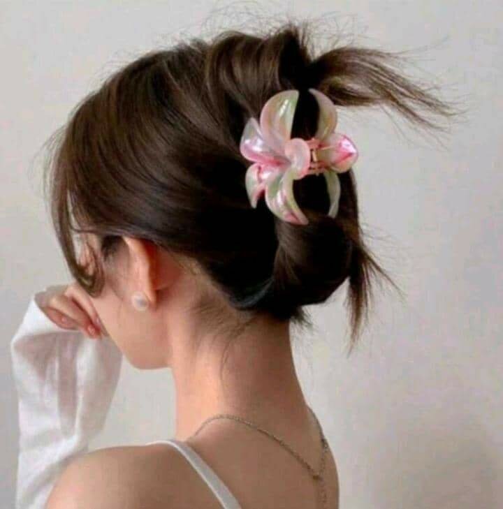 Pinces à cheveux fleur colorée
