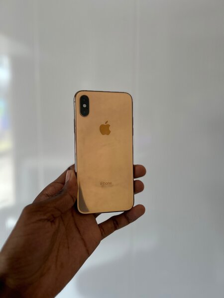 iPhone XS 64Go