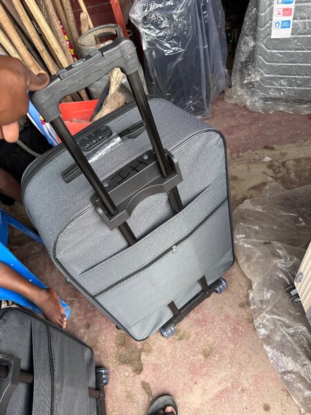 Petit valise de voyage