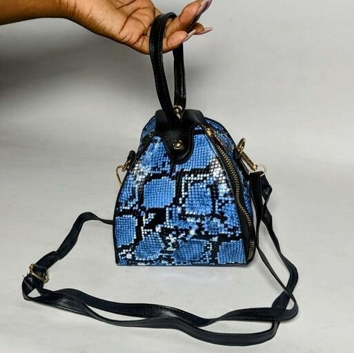Rhombus snakeskin bag