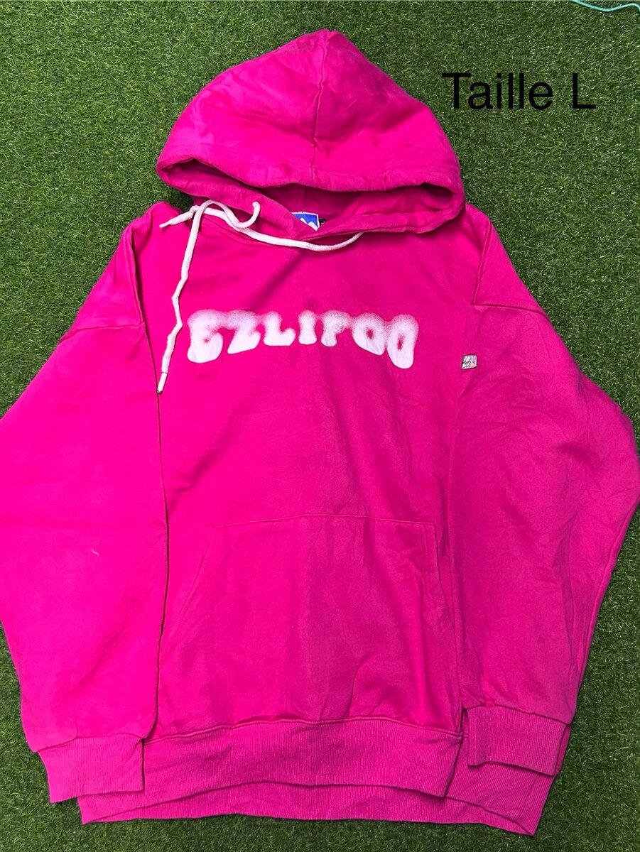 Sweat à capuche tendance