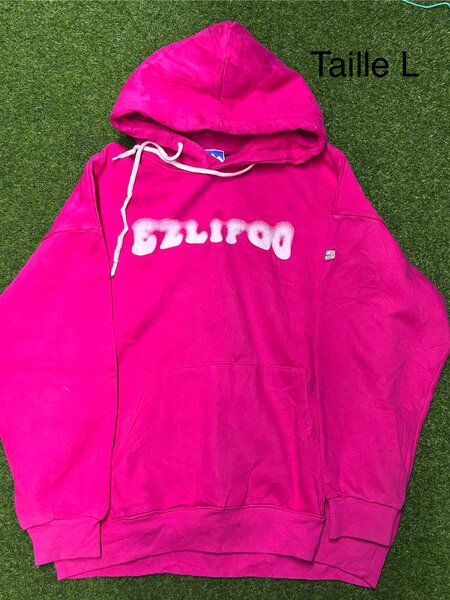 Sweat à capuche tendance