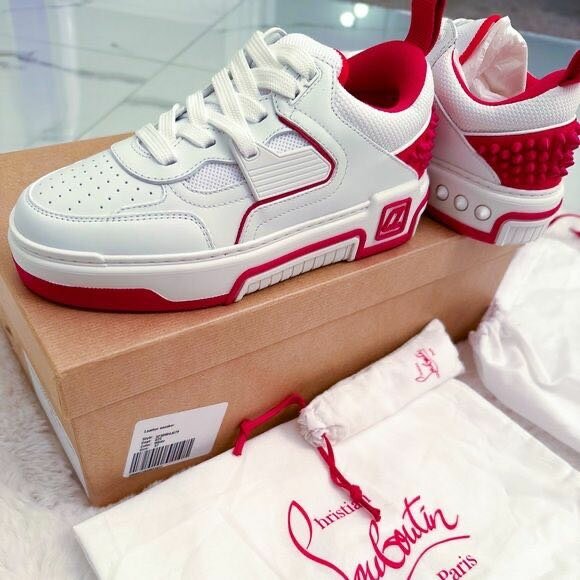 BASKET LOUBOUTIN