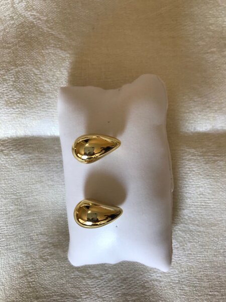 Tear drop earrings
