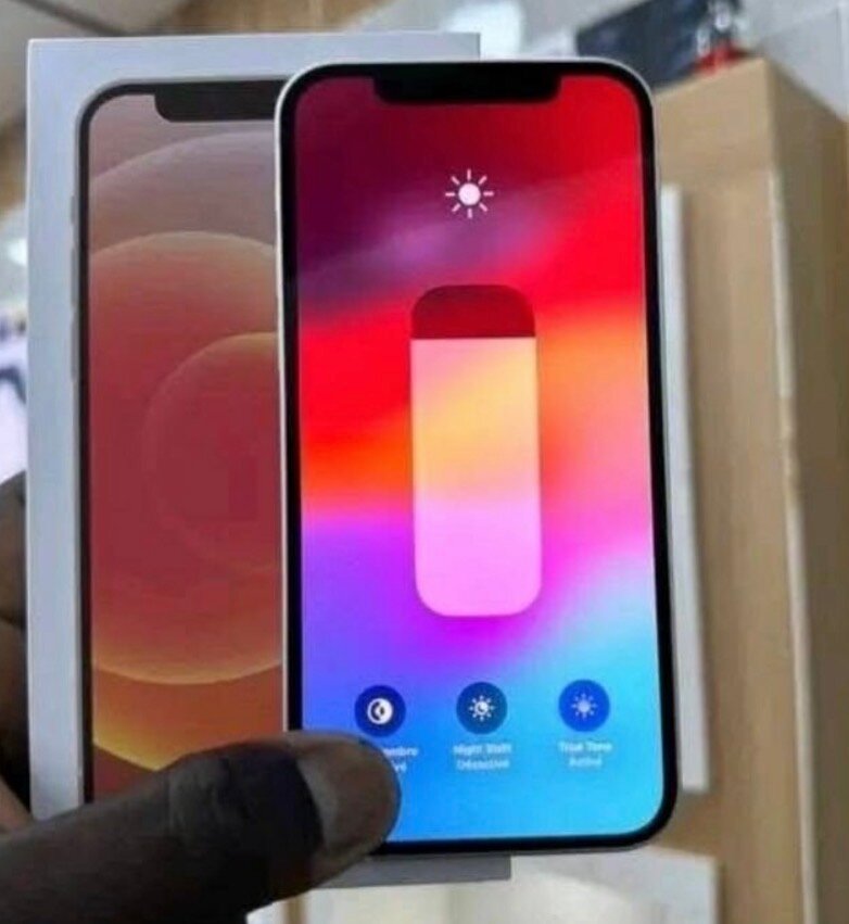 Smartphone iPhone 12 blanc