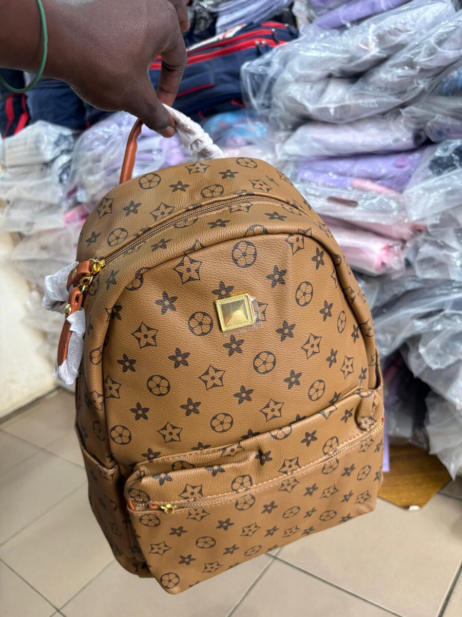 Sac à dos en cuir élégant