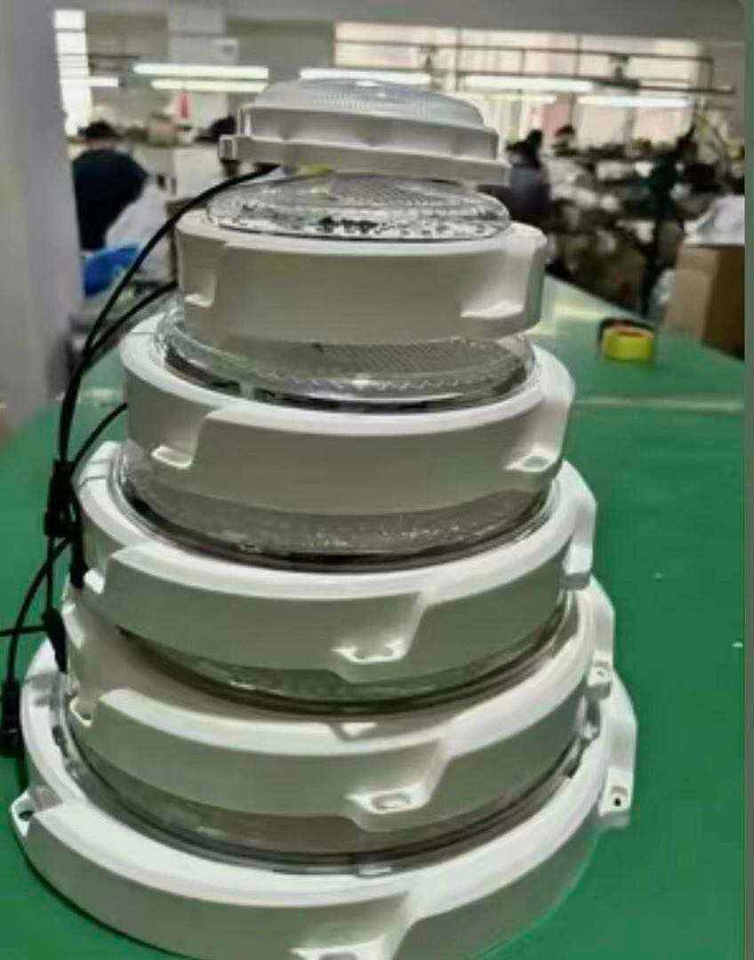 Лампы светодиодные с солнечной панелью