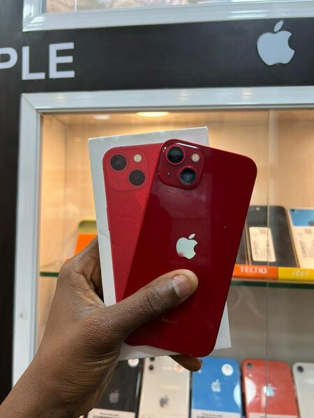 iPhone 13
