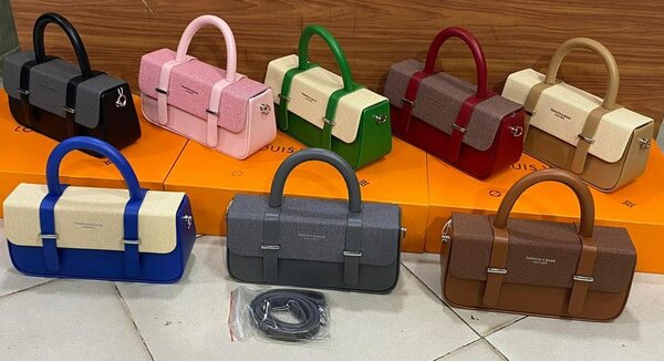 Ladies purse /Bags