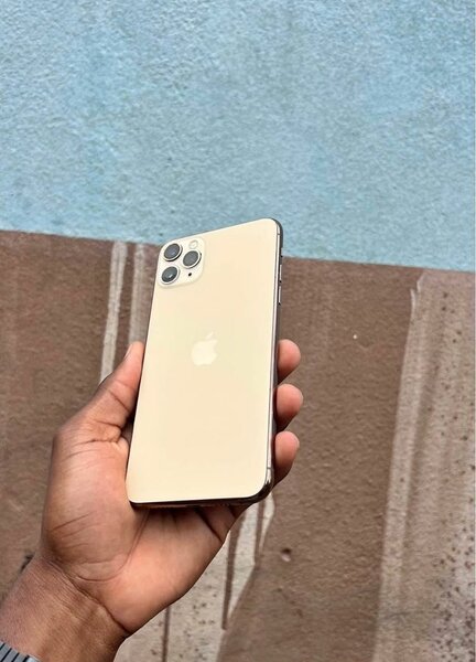 Iphone 11 pro en pièce détaché