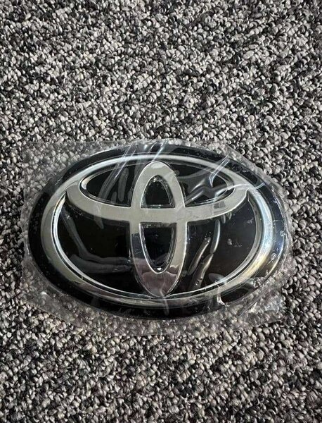 Emblem Logo Badge For Toyota Corolla(16-19)