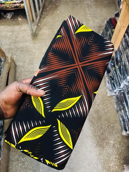 Fabric with a  print of 6 meters 