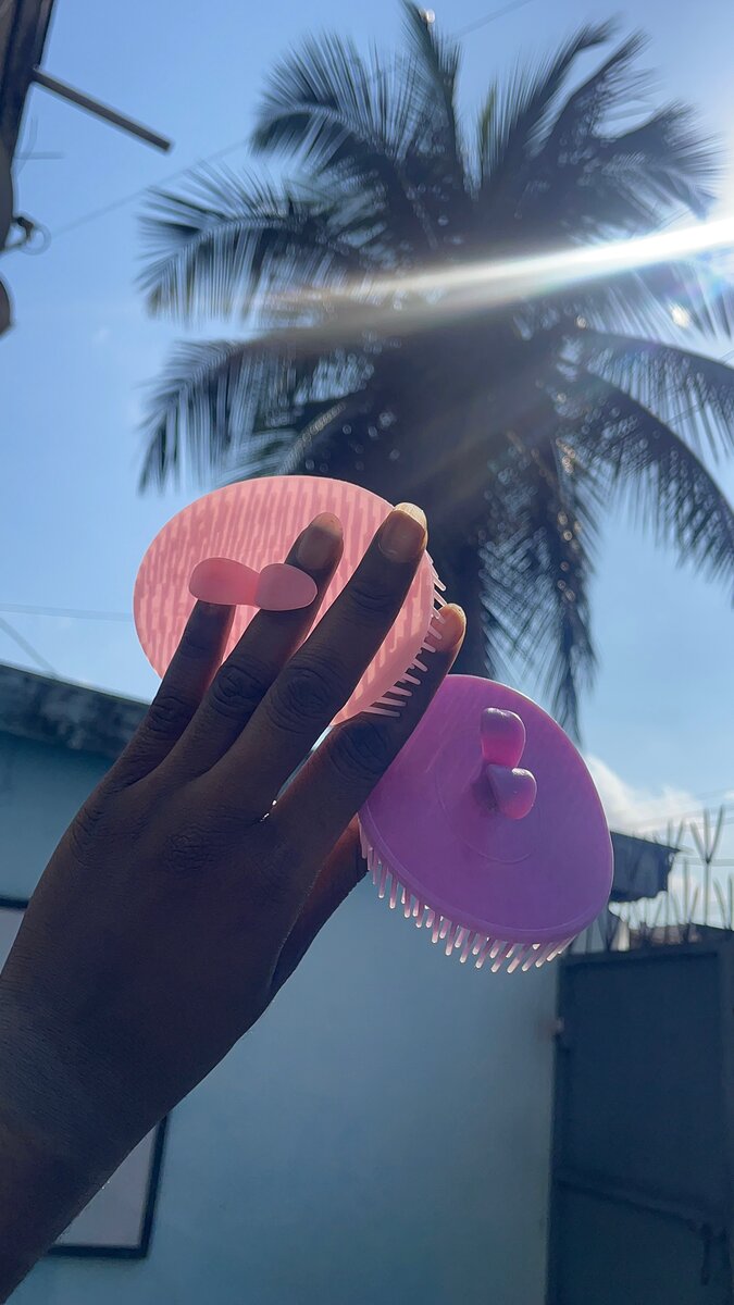 Brosse nettoyante cheveux