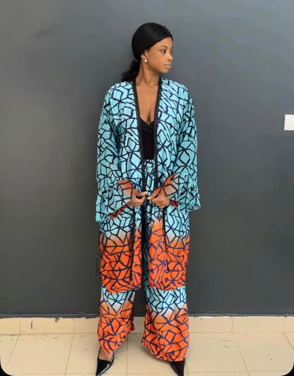Ensemble kimono à motifs colorés