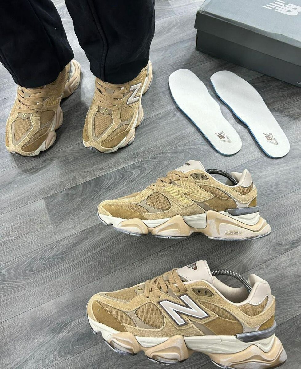 New Balance 9060