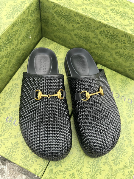 Claquettes noir