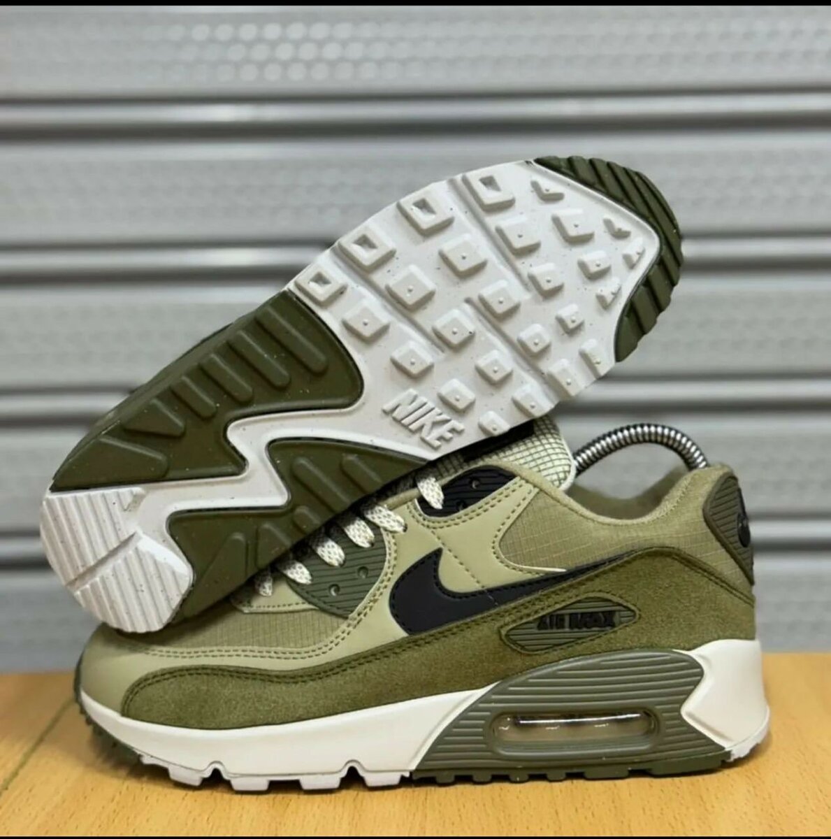 AIRMAX SNEAKER