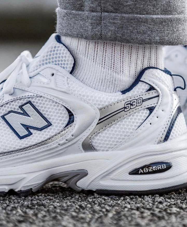 New Balance 530 dans carton