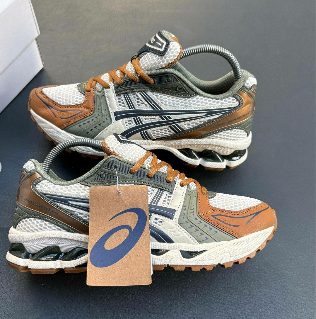 Chaussures running ASICS