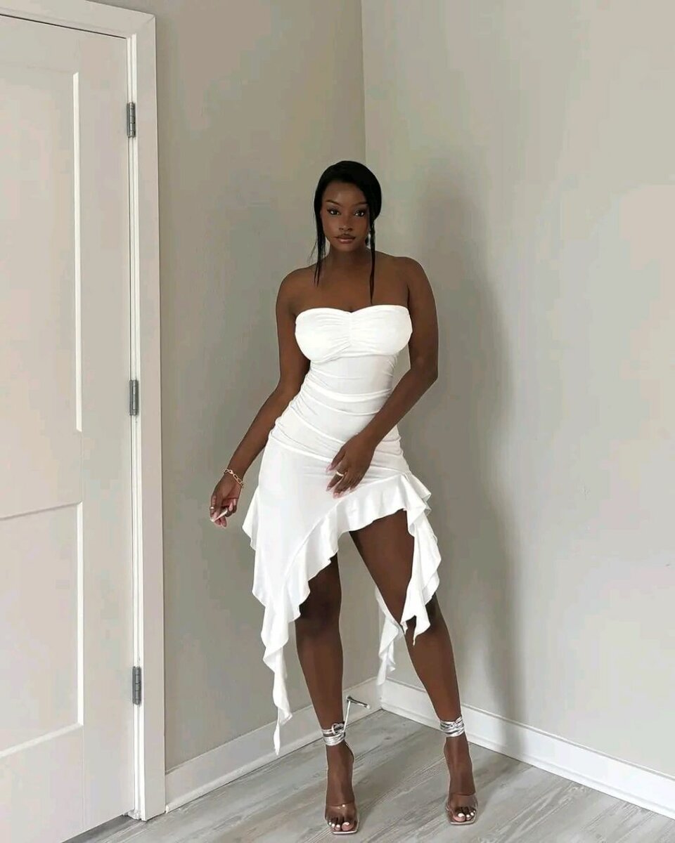 Robe moulante élégante femme