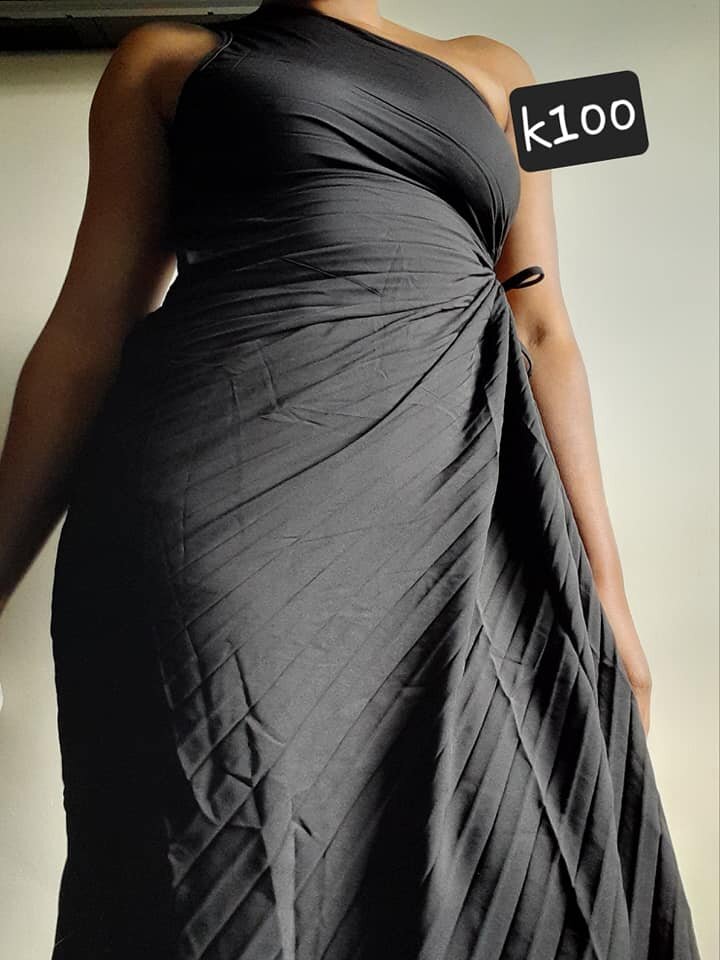 Women's Long Black Sleeveless Dress