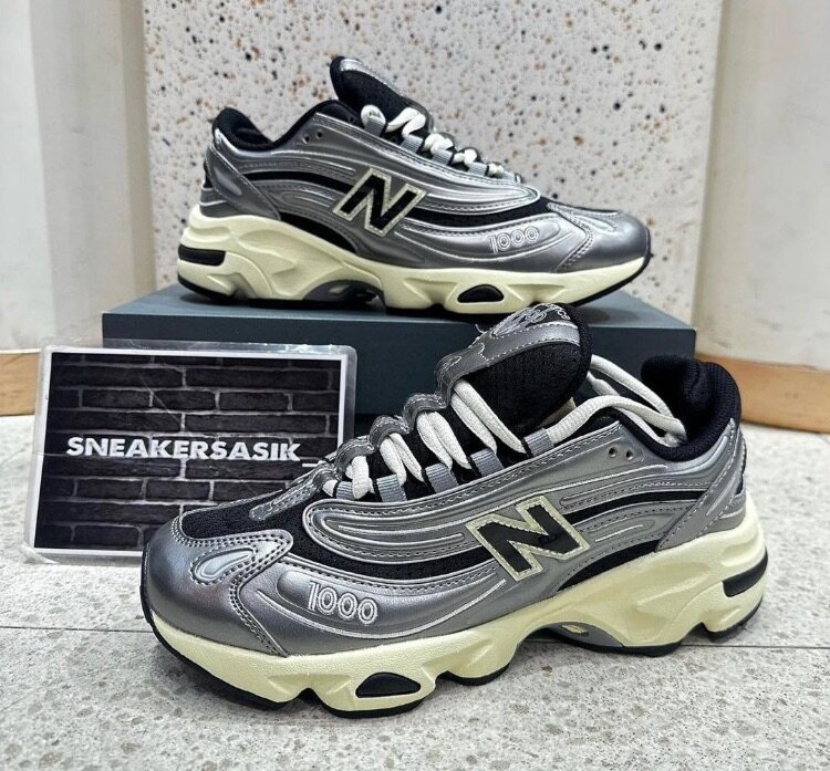 New balance sneakers