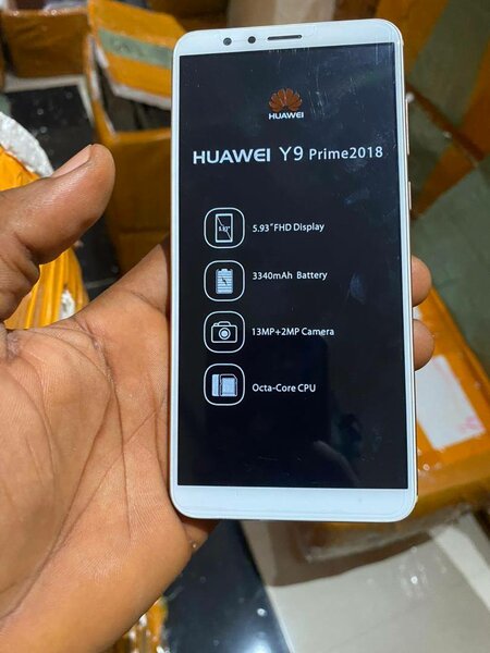 Huawei Y7