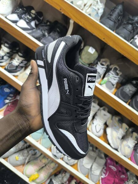Sneakers PUMA pour Hommes