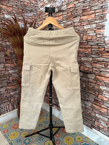 Pantalon cargo beige