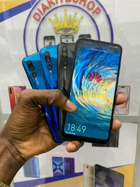 HUAWEI Psmart+2019 (128GB-6RAM)