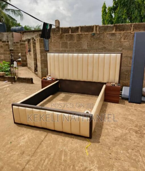 Double bed frame
