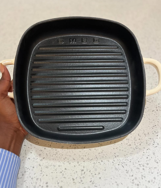 SMEG grill pan, square, cast iron, non-stick coating, light handlesч