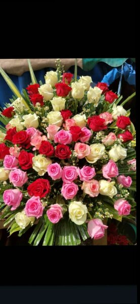 Bouquet de roses colorées