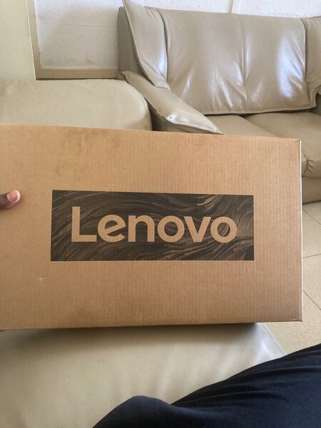 Lenovo v15