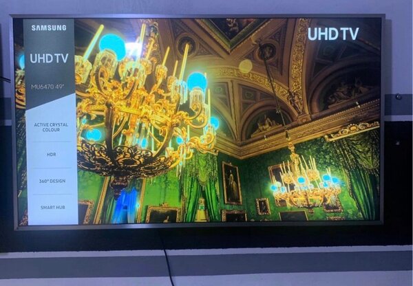 Télévision Samsung UHD 49"