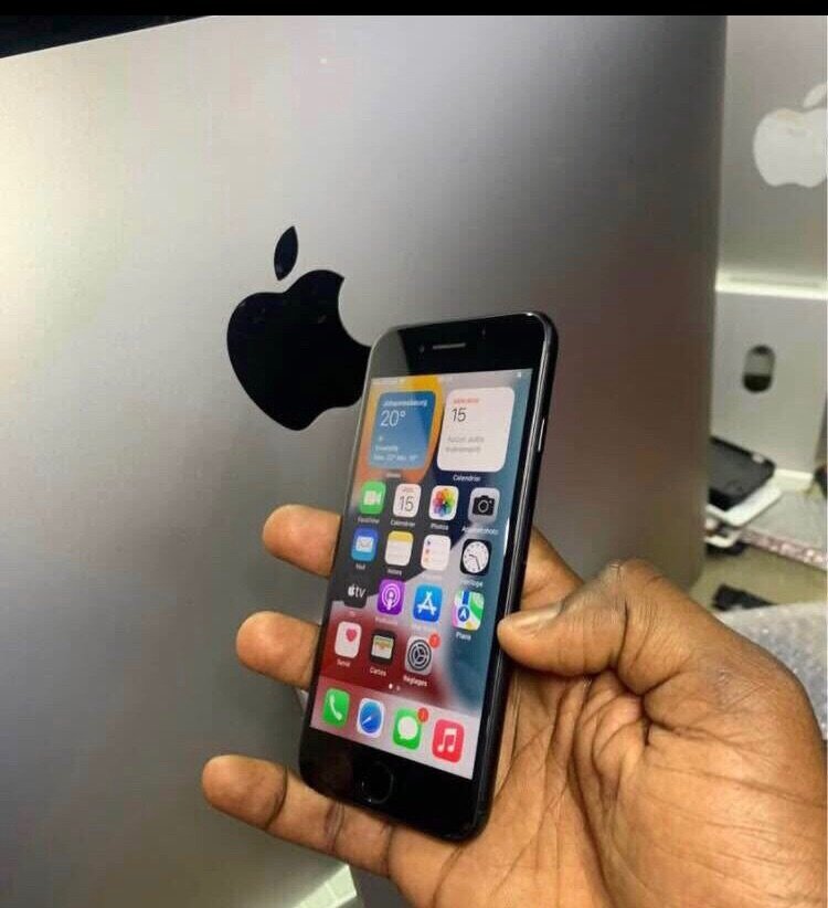 iPhone 7 couleur noir